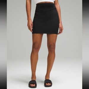 Lululemon scuba high-rise mini skirt